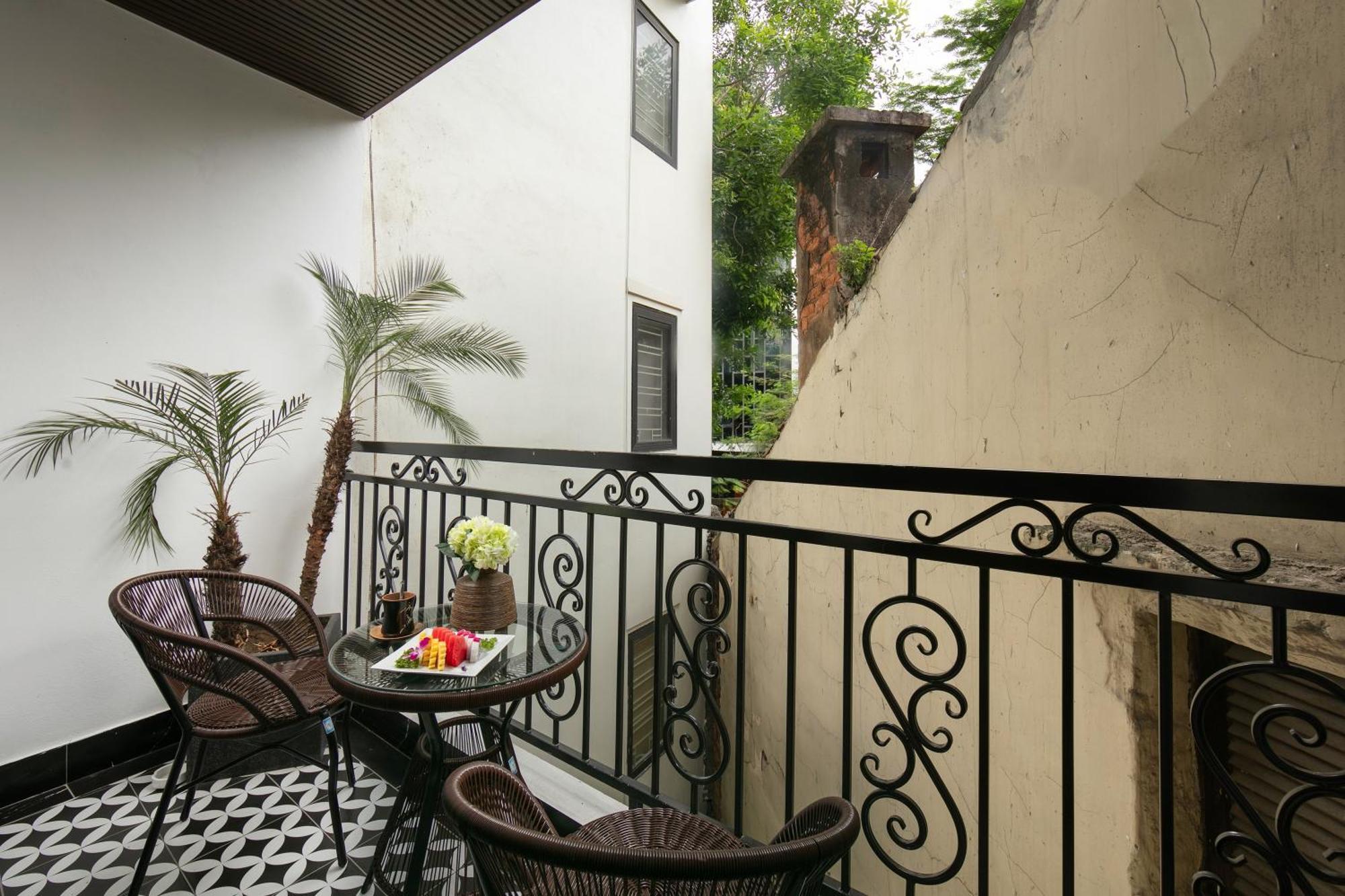 Acoustic Hotel & Spa Hanoi Exterior photo